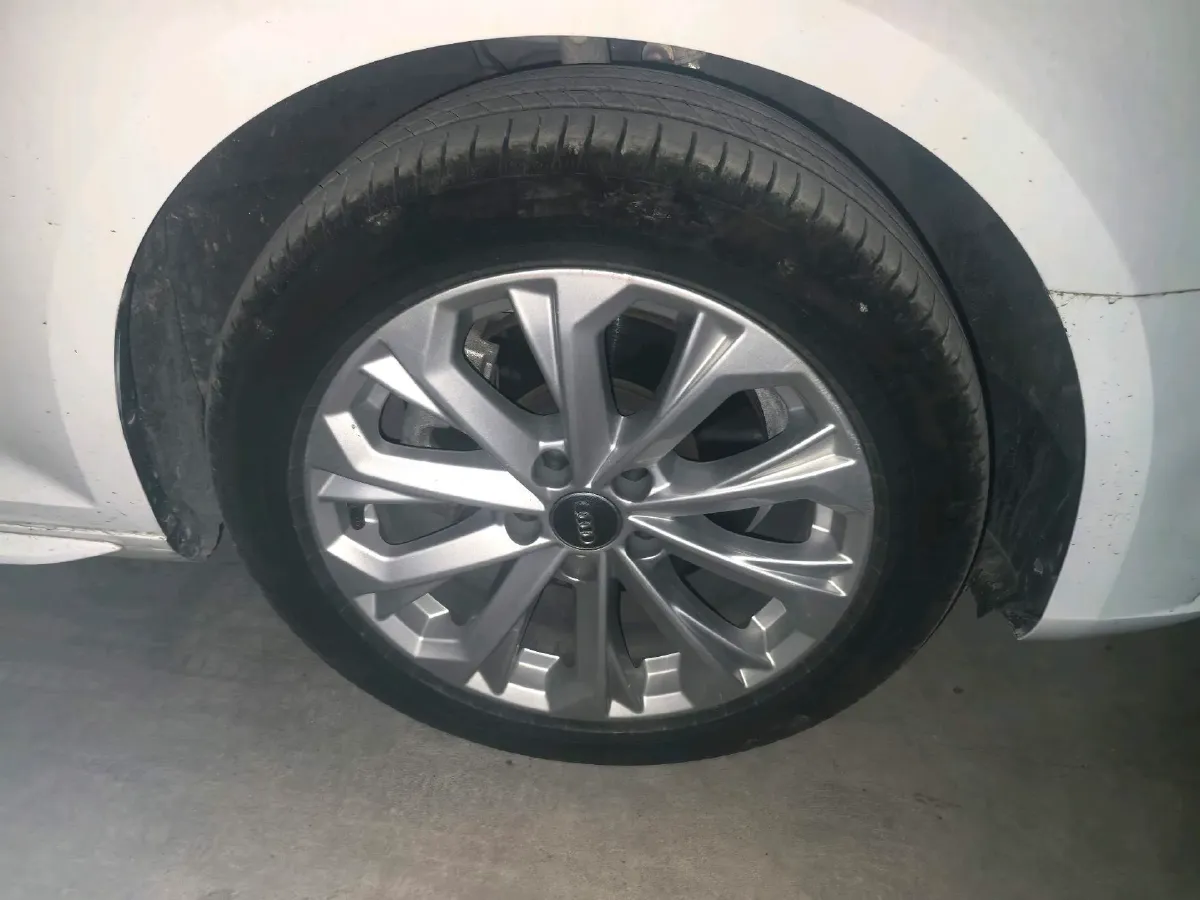 2019 Audi A4L 2.0T 190HP L4 7DCT,autocango,china used car exporter,china ev exporter,chinese used car exporter,chinese used ev exporter