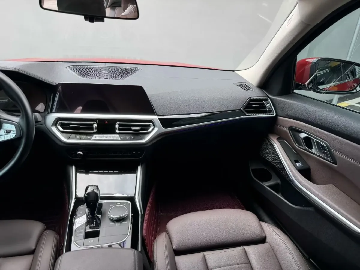 2020 BMW 3 Series 2.0T 184HP L4 8AT,autocango,china used car exporter,china ev exporter,chinese used car exporter,chinese used ev exporter