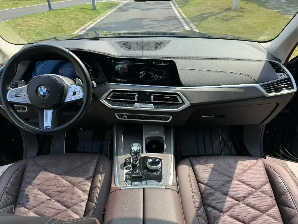 2022 BMW X5 2.0T 245HP L4 8AT,autocango,china used car exporter,china ev exporter,chinese used car exporter,chinese used ev exporter