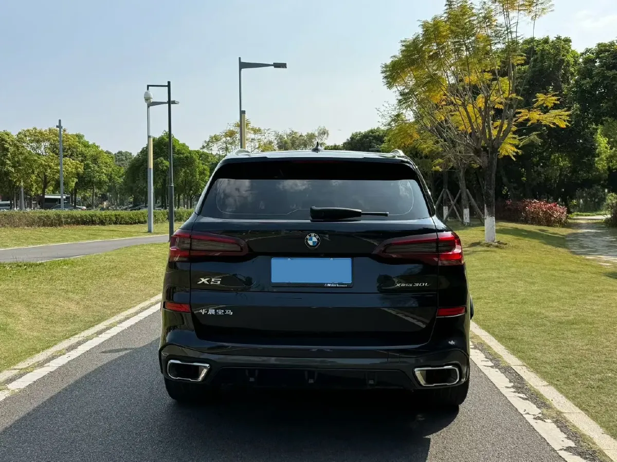 2022 BMW X5 2.0T 245HP L4 8AT,autocango,china used car exporter,china ev exporter,chinese used car exporter,chinese used ev exporter
