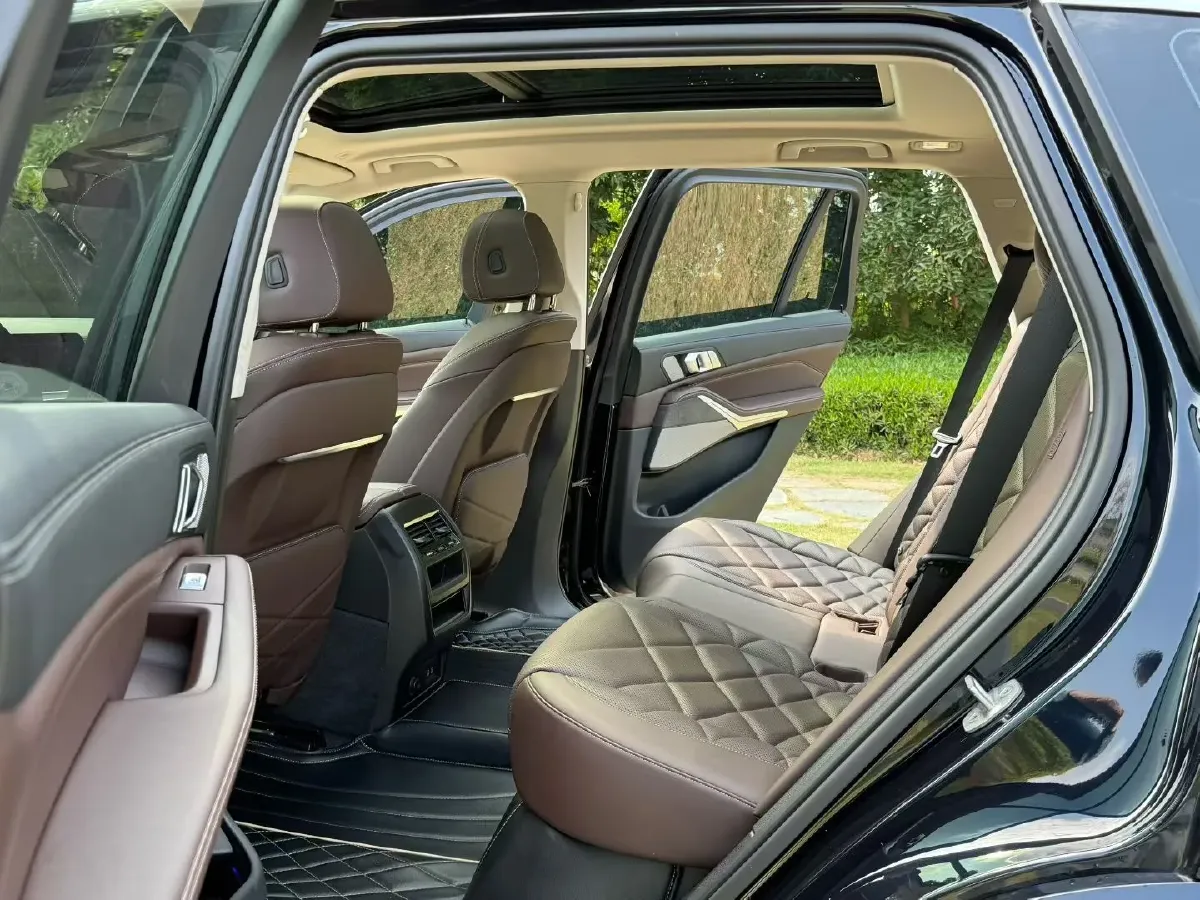 2022 BMW X5 2.0T 245HP L4 8AT,autocango,china used car exporter,china ev exporter,chinese used car exporter,chinese used ev exporter