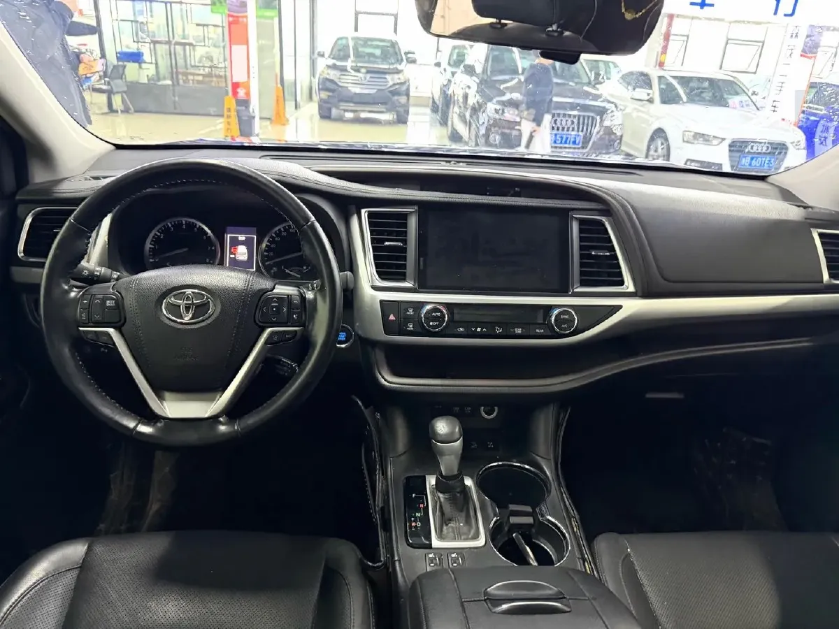 2019 Lincoln MKC 2.0T 203HP L4 6AT,autocango,china used car exporter,china ev exporter,chinese used car exporter,chinese used ev exporter