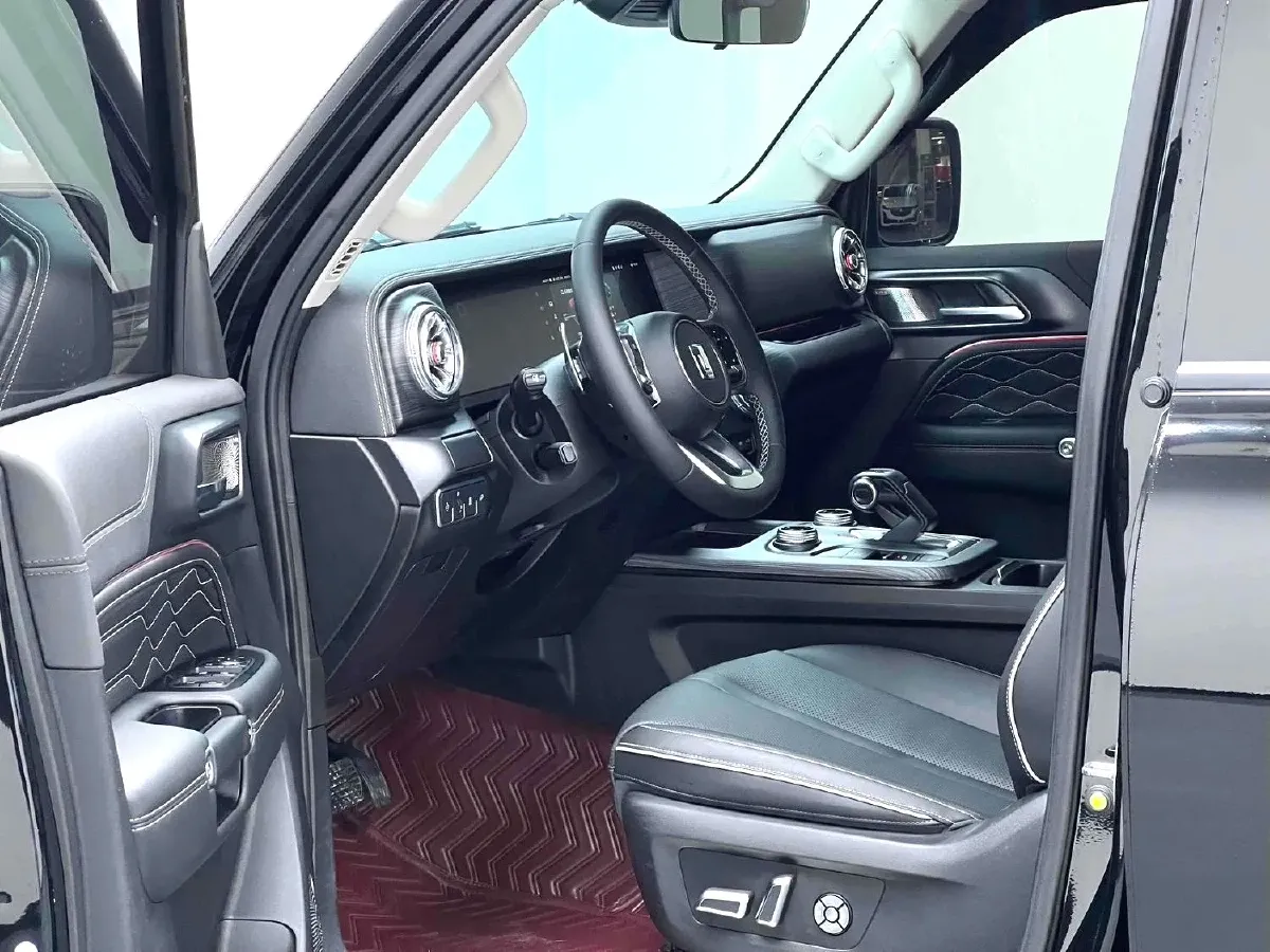 2023 Tank 300 2.0T 227HP L4 8AT,autocango,china used car exporter,china ev exporter,chinese used car exporter,chinese used ev exporter