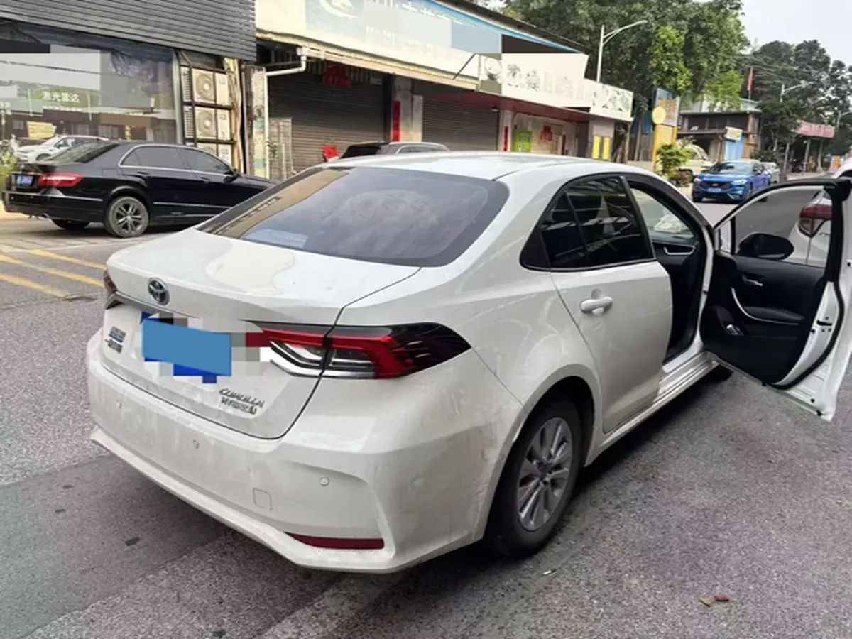 2020 Toyota Corolla Hybird E+ 1.8L 99HP L4 E-CVT PHEV 10.5KWH,autocango,china used car exporter,china ev exporter,chinese used car exporter,chinese used ev exporter