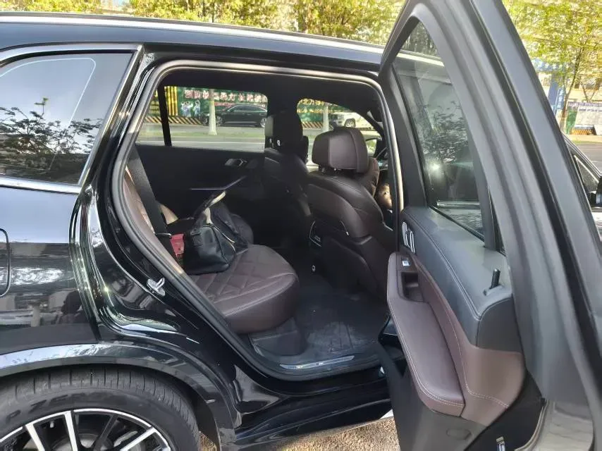 2022 BMW X5 3.0T 333HP L6 8AT,autocango,china used car exporter,china ev exporter,chinese used car exporter,chinese used ev exporter