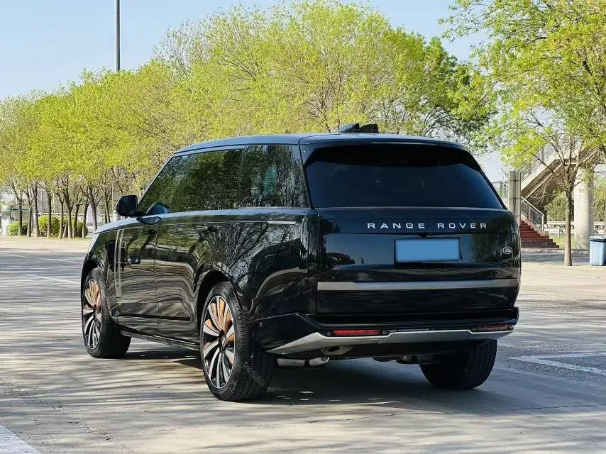 2025 Land Rover Range Rover 3.0T 400HP L6 8AT,autocango,china used car exporter,china ev exporter,chinese used car exporter,chinese used ev exporter