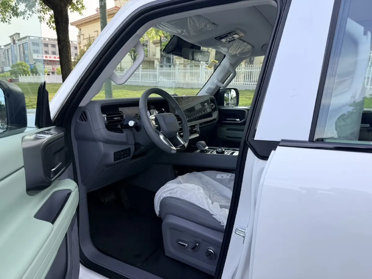 2026 MG 7 2.0T 261HP L4 9AT,autocango,china used car exporter,china ev exporter,chinese used car exporter,chinese used ev exporter