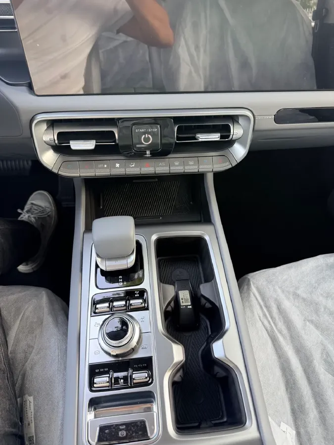 2026 MG 7 2.0T 261HP L4 9AT,autocango,china used car exporter,china ev exporter,chinese used car exporter,chinese used ev exporter