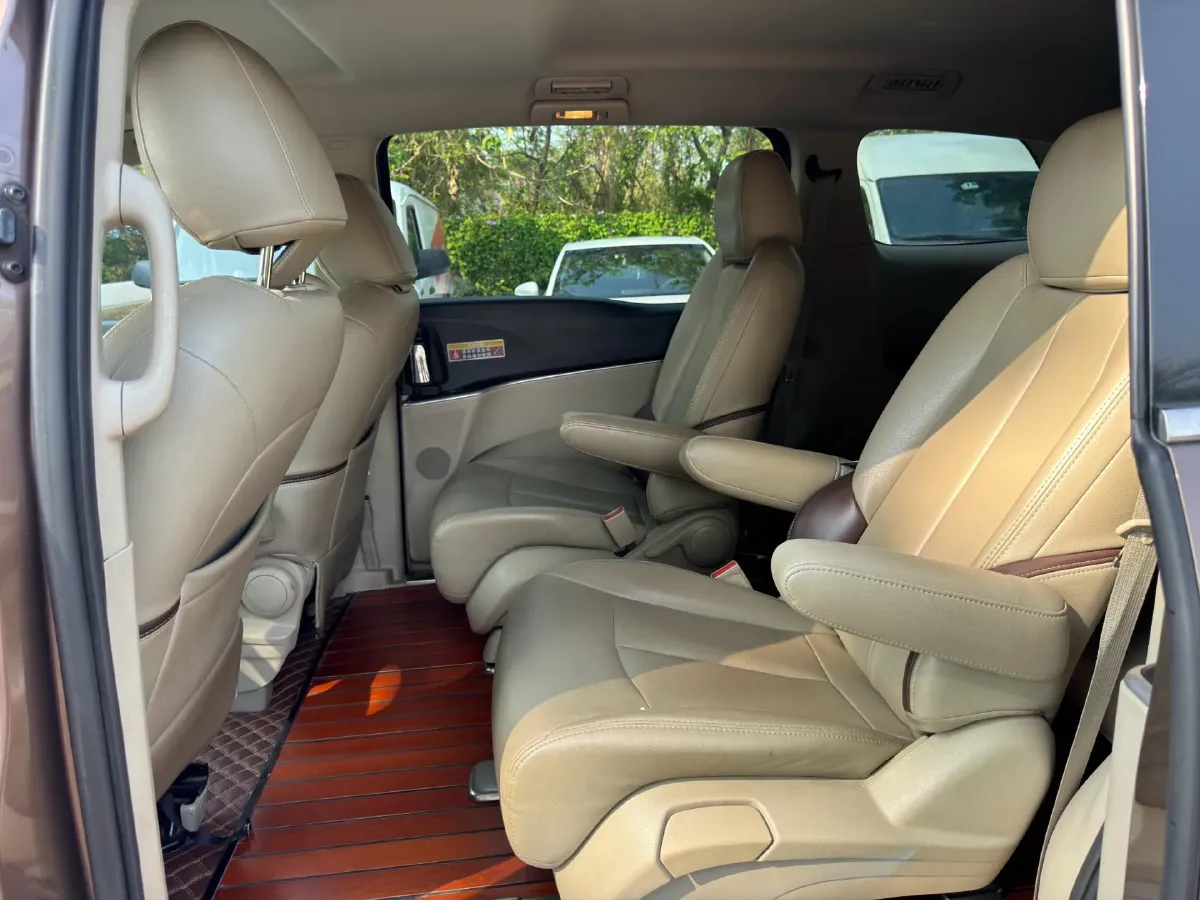 2018 Buick GL8 2.0T 260HP L4 6AT,autocango,china used car exporter,china ev exporter,chinese used car exporter,chinese used ev exporter