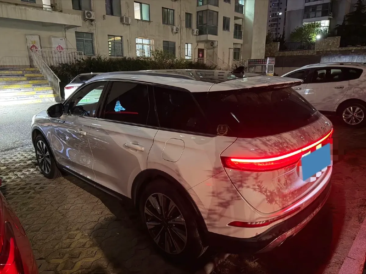 2022 Lincoln Corsair 2.0T 245HP L4 8AT,autocango,china used car exporter,china ev exporter,chinese used car exporter,chinese used ev exporter