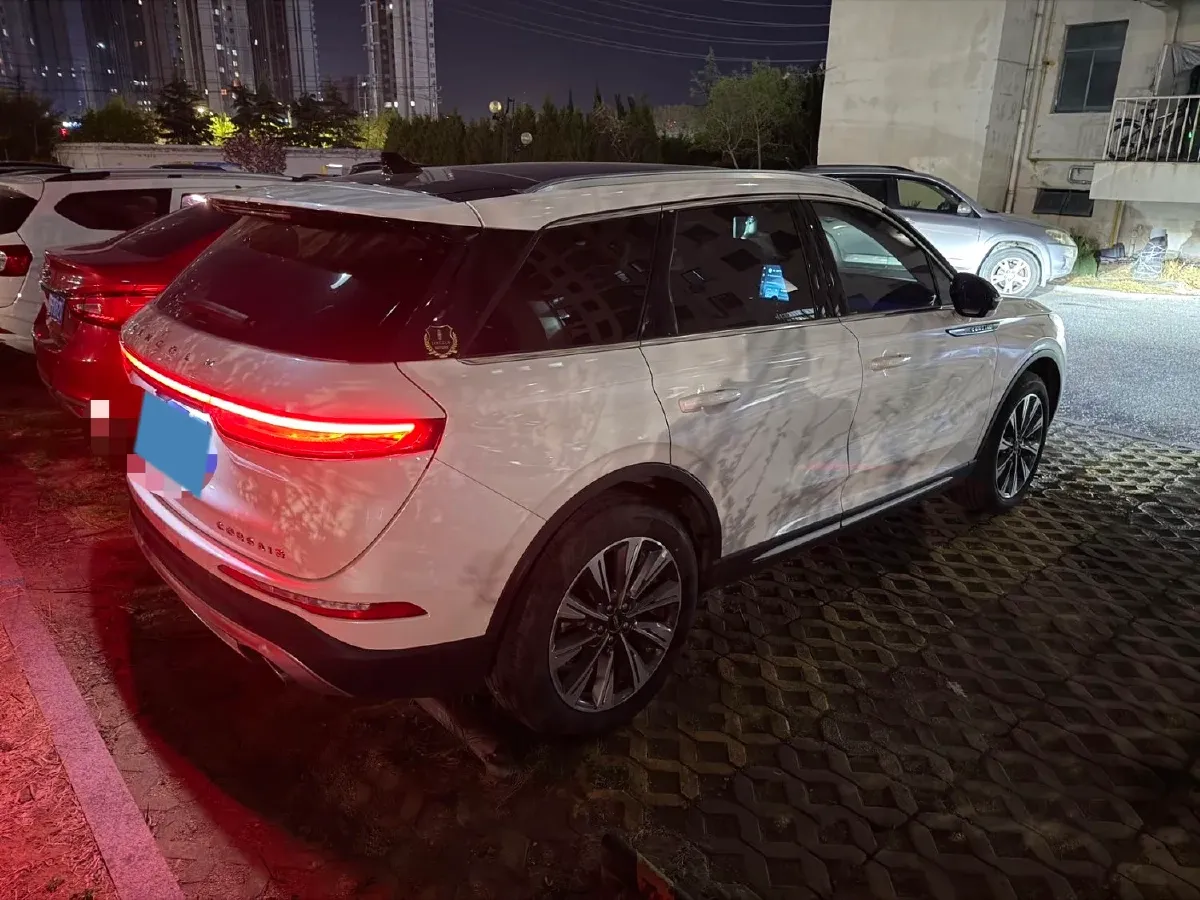 2022 Lincoln Corsair 2.0T 245HP L4 8AT,autocango,china used car exporter,china ev exporter,chinese used car exporter,chinese used ev exporter