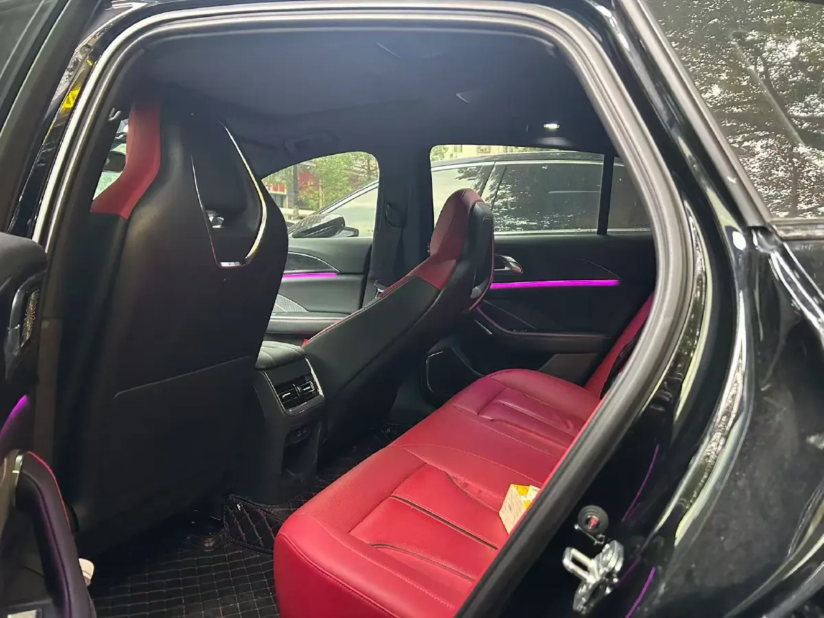 2024 HongQi H6 2.0T 252HP L4 8AT,autocango,china used car exporter,china ev exporter,chinese used car exporter,chinese used ev exporter