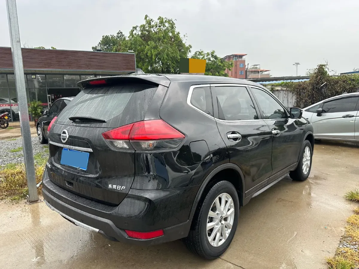 2021 Nissan X-Trail 2.0L 151HP L4 CVT,autocango,china used car exporter,china ev exporter,chinese used car exporter,chinese used ev exporter