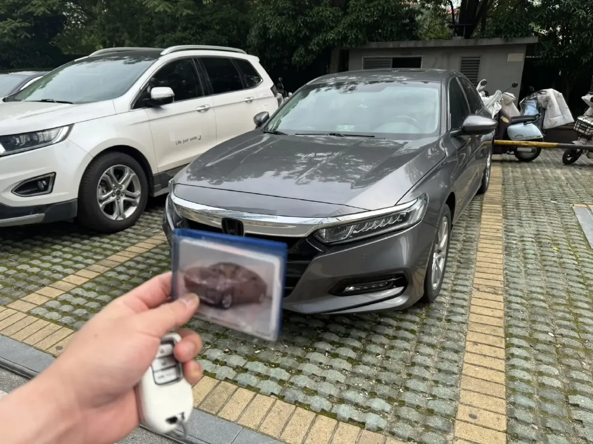 2018 Honda Accord 1.5T 194HP L4 CVT,autocango,china used car exporter,china ev exporter,chinese used car exporter,chinese used ev exporter