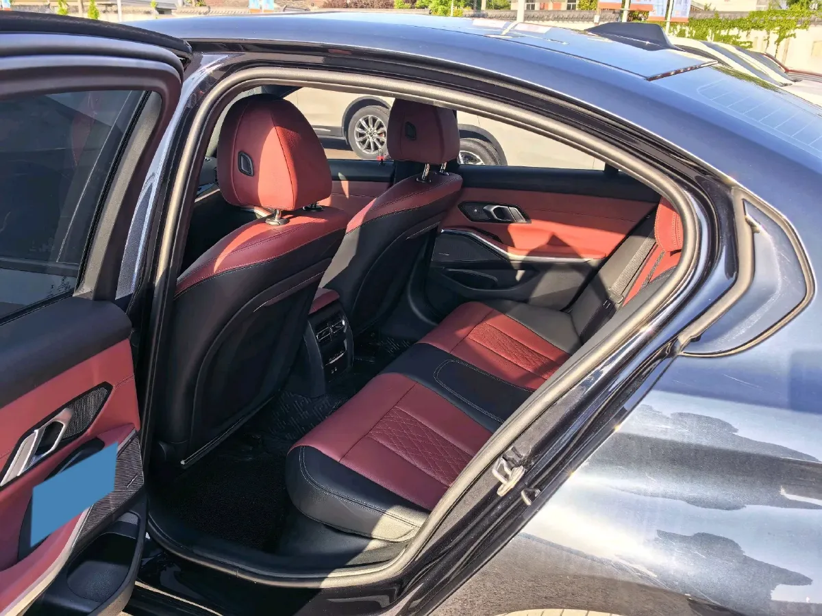 2024 BMW 3 Series 2.0T 245HP L4 8AT,autocango,china used car exporter,china ev exporter,chinese used car exporter,chinese used ev exporter