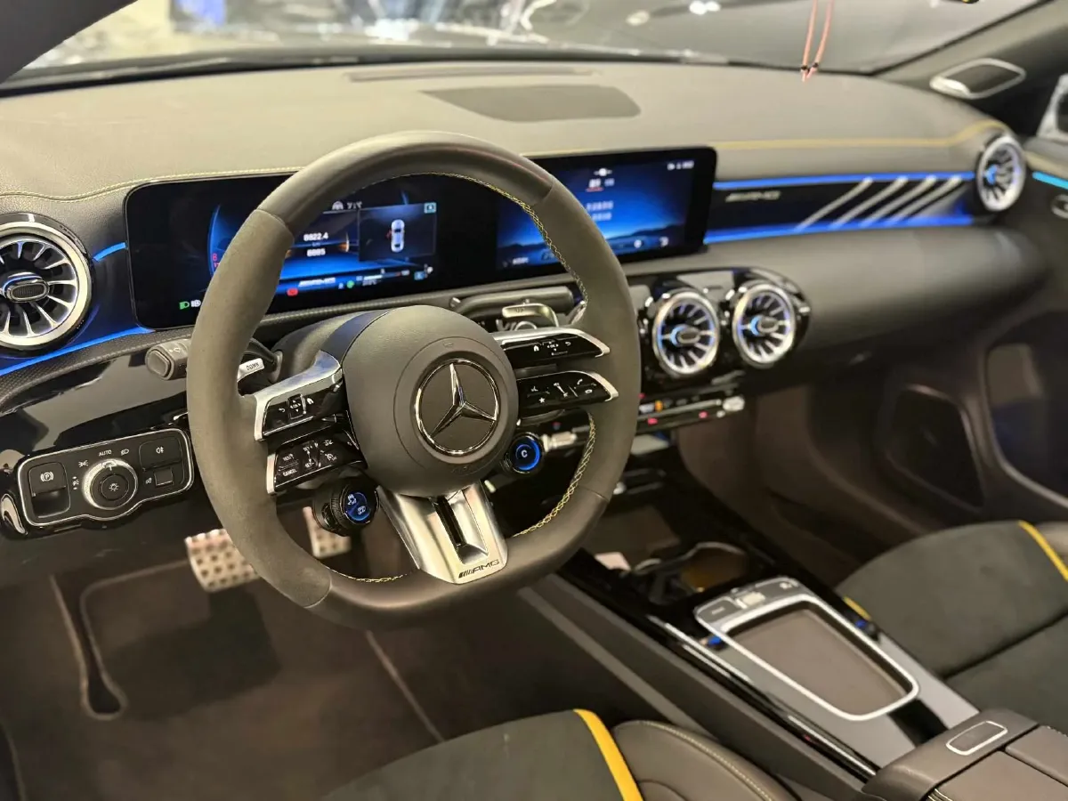 2024 Mercedes-Benz CLA AMG 2.0T 421HP L4 8DCT,autocango,china used car exporter,china ev exporter,chinese used car exporter,chinese used ev exporter