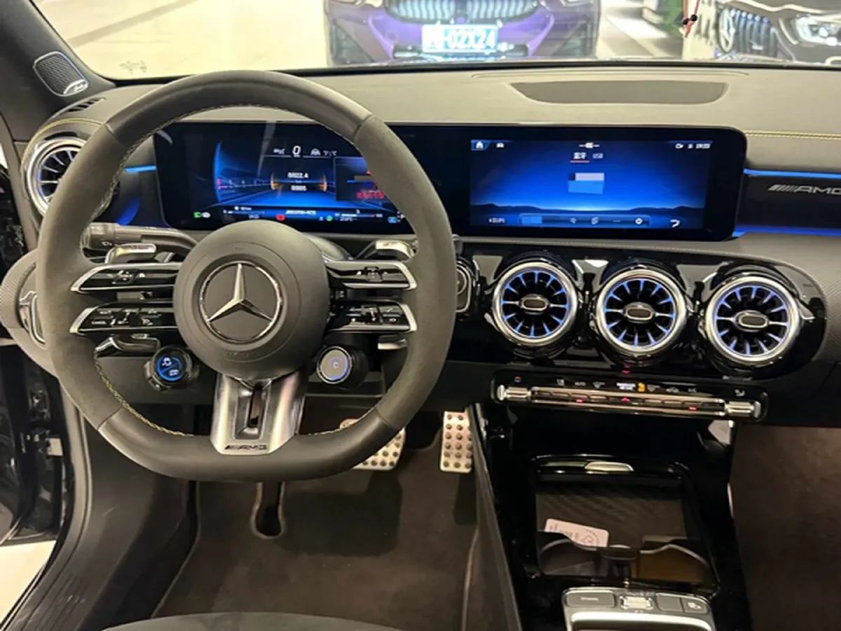 2024 Mercedes-Benz CLA AMG 2.0T 421HP L4 8DCT,autocango,china used car exporter,china ev exporter,chinese used car exporter,chinese used ev exporter