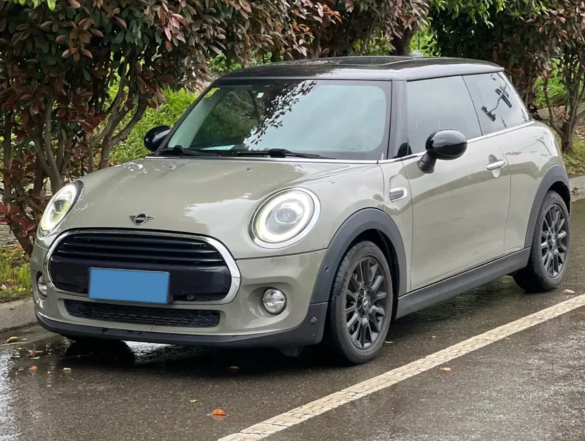 2021 MINI MINI 1.5T 136HP L3 7DCT,autocango,china used car exporter,china ev exporter,chinese used car exporter,chinese used ev exporter