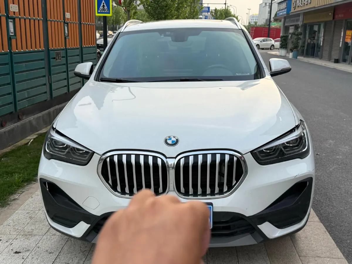 2022 BMW X1 2.0T 192HP L4 7DCT,autocango,china used car exporter,china ev exporter,chinese used car exporter,chinese used ev exporter