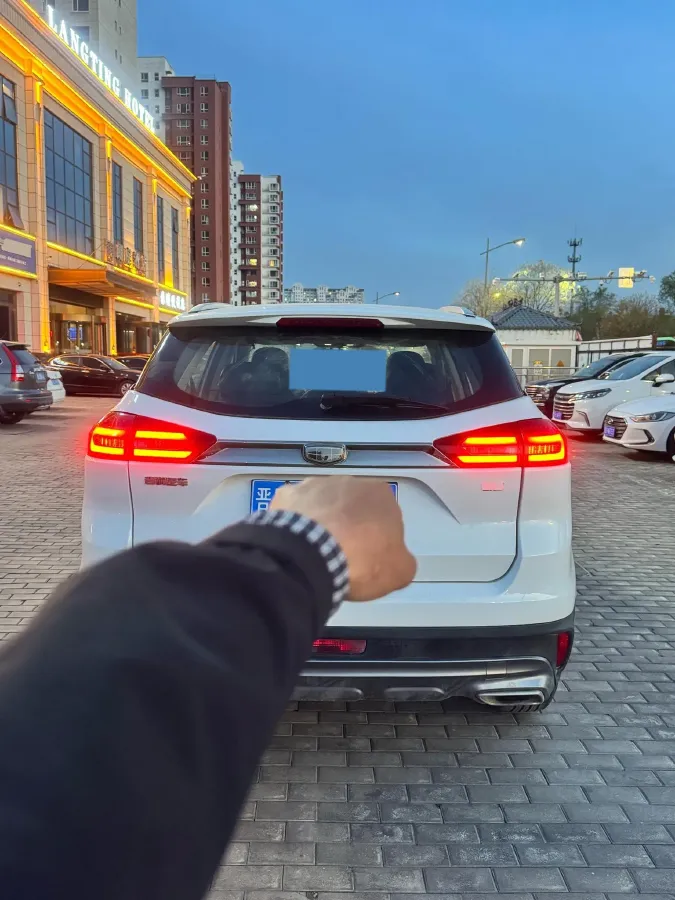 2018 Geely Azkarra 1.8T 184HP L4 6AT,autocango,china used car exporter,china ev exporter,chinese used car exporter,chinese used ev exporter