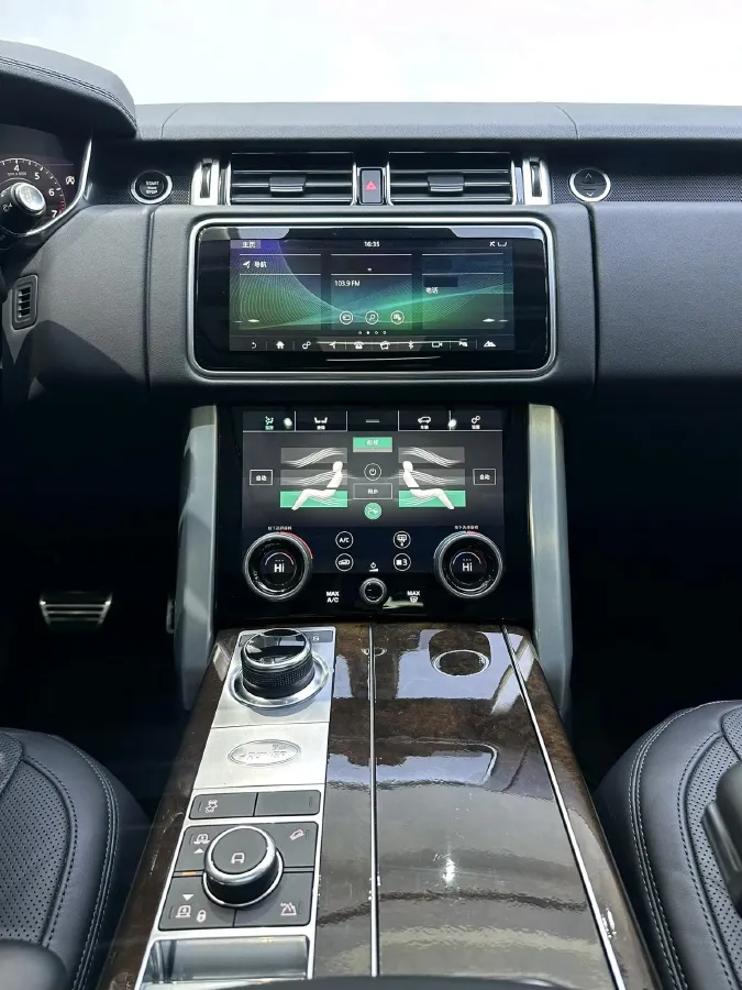 2020 Land Rover Range Rover 3.0T 400HP L6 8AT,autocango,china used car exporter,china ev exporter,chinese used car exporter,chinese used ev exporter