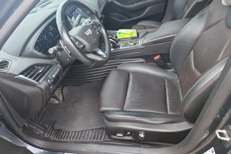 2021 Cadillac CT5 2.0T 237HP L4 10AT,autocango,china used car exporter,china ev exporter,chinese used car exporter,chinese used ev exporter