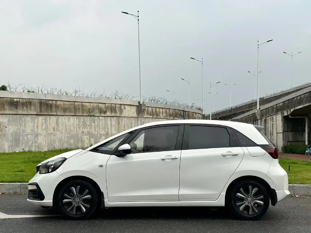 2021 Honda Fit 1.5L 131HP L4 CVT,autocango,china used car exporter,china ev exporter,chinese used car exporter,chinese used ev exporter