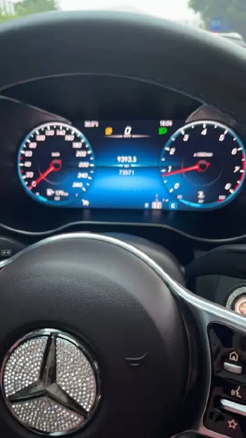 2021 Mercedes-Benz GLC Class 2.0T 197HP L4 9AT,autocango,china used car exporter,china ev exporter,chinese used car exporter,chinese used ev exporter