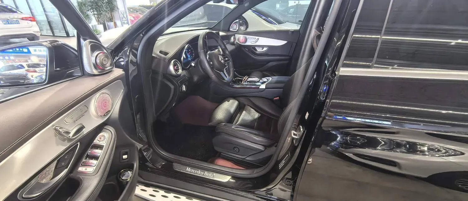2021 Mercedes-Benz GLC Class 2.0T 197HP L4 9AT,autocango,china used car exporter,china ev exporter,chinese used car exporter,chinese used ev exporter
