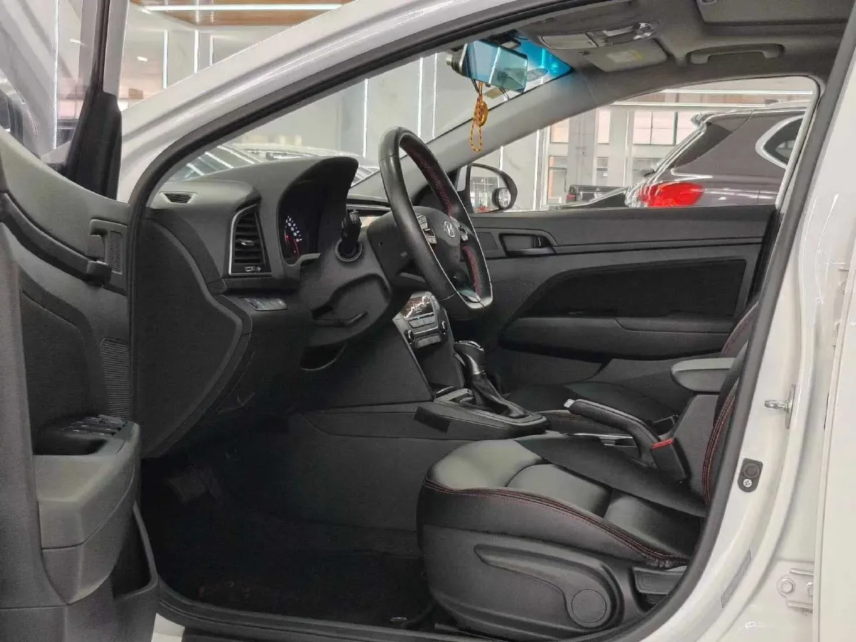 2016 Hyundai Elantra 1.6L 130HP L4 6AT,autocango,china used car exporter,china ev exporter,chinese used car exporter,chinese used ev exporter