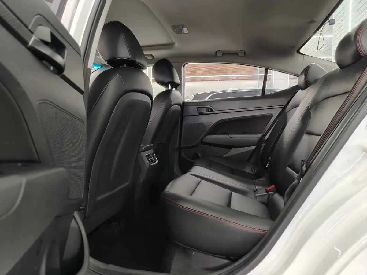 2016 Hyundai Elantra 1.6L 130HP L4 6AT,autocango,china used car exporter,china ev exporter,chinese used car exporter,chinese used ev exporter