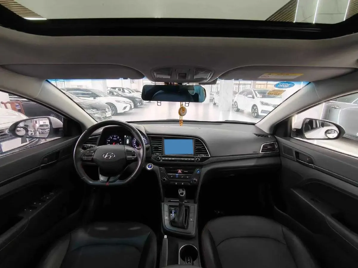 2016 Hyundai Elantra 1.6L 130HP L4 6AT,autocango,china used car exporter,china ev exporter,chinese used car exporter,chinese used ev exporter