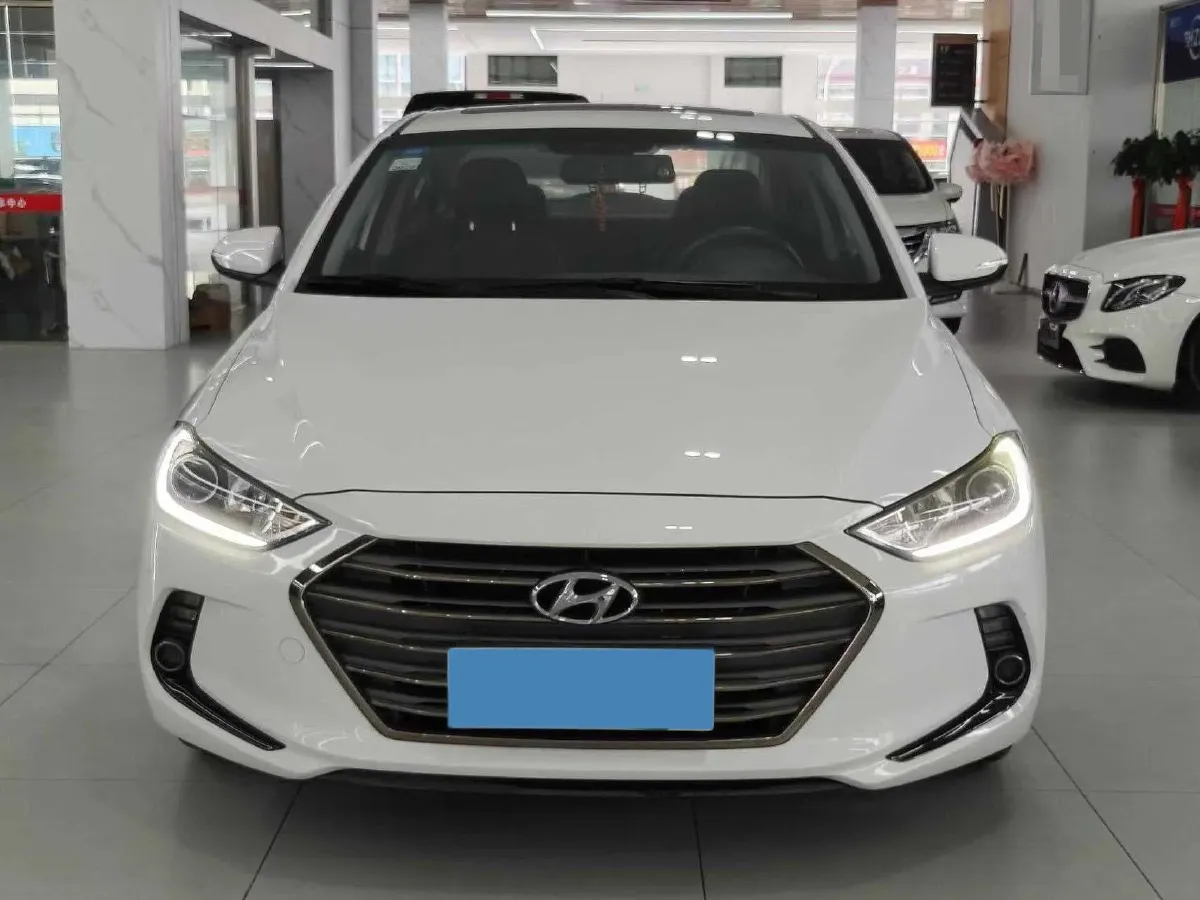 2016 Hyundai Elantra 1.6L 130HP L4 6AT,autocango,china used car exporter,china ev exporter,chinese used car exporter,chinese used ev exporter
