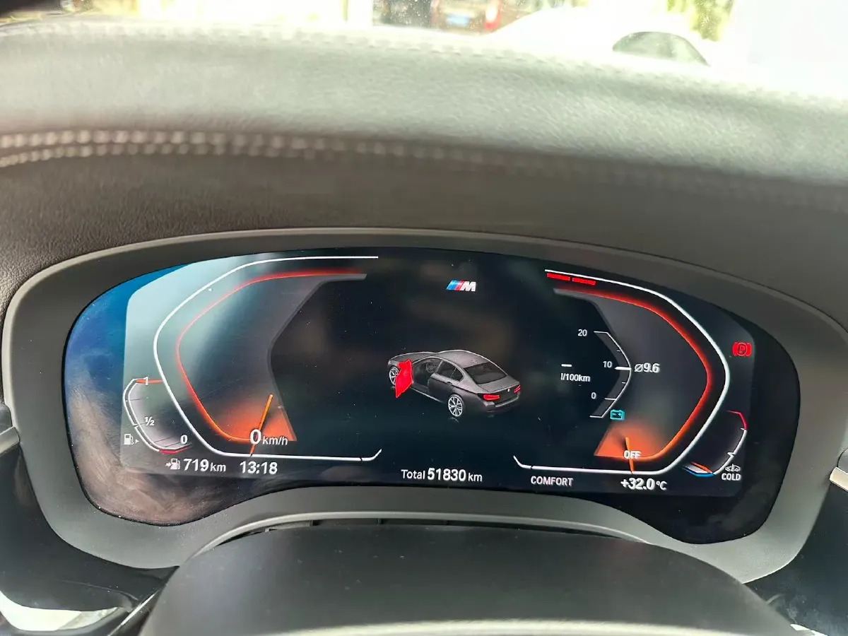 2022 BMW 5 Series 2.0T 252HP L4 8AT,autocango,china used car exporter,china ev exporter,chinese used car exporter,chinese used ev exporter