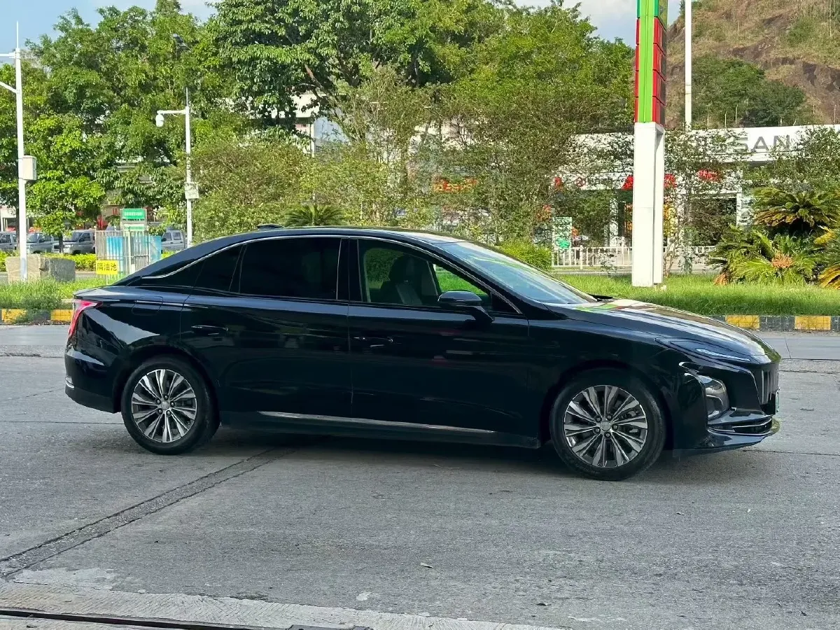 2022 HongQi E-QM5 BEV 54KWH,autocango,china used car exporter,china ev exporter,chinese used car exporter,chinese used ev exporter