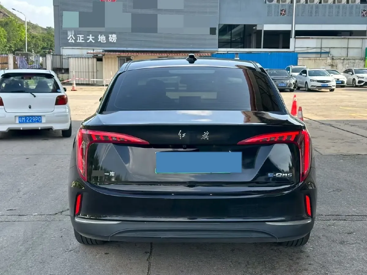 2022 HongQi E-QM5 BEV 54KWH,autocango,china used car exporter,china ev exporter,chinese used car exporter,chinese used ev exporter