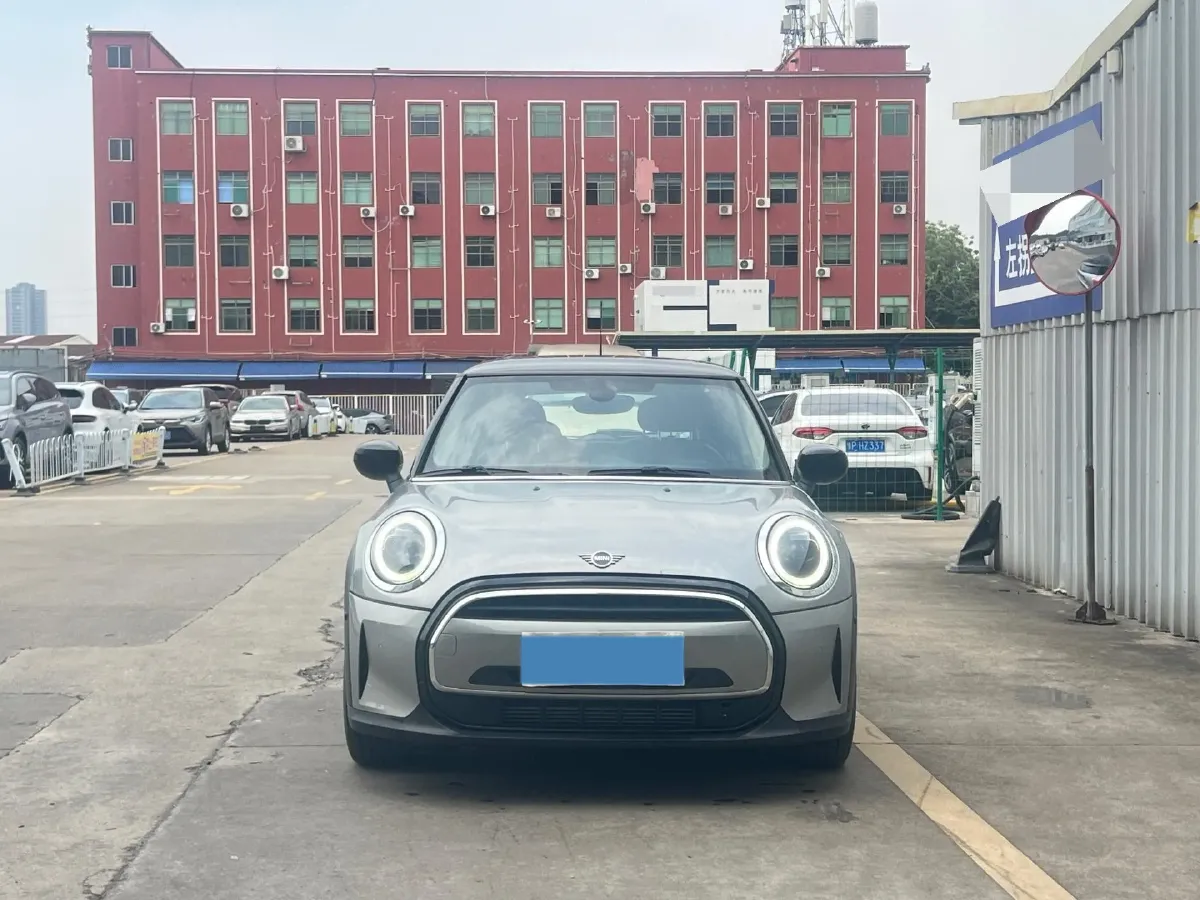 2023 MINI MINI 1.5T 136HP L3 7DCT,autocango,china used car exporter,china ev exporter,chinese used car exporter,chinese used ev exporter