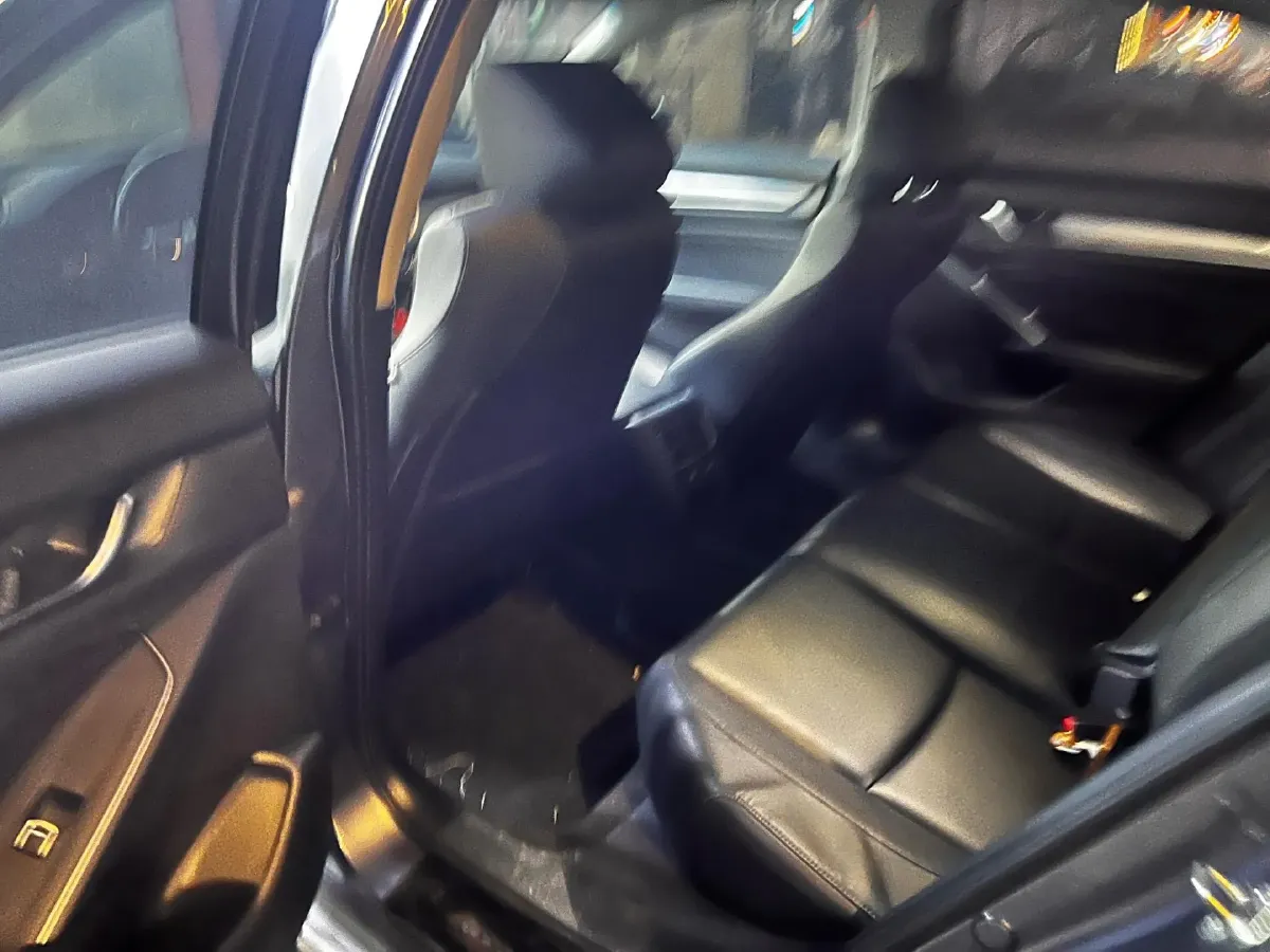 2022 Honda Accord 1.5T 194HP L4 CVT,autocango,china used car exporter,china ev exporter,chinese used car exporter,chinese used ev exporter