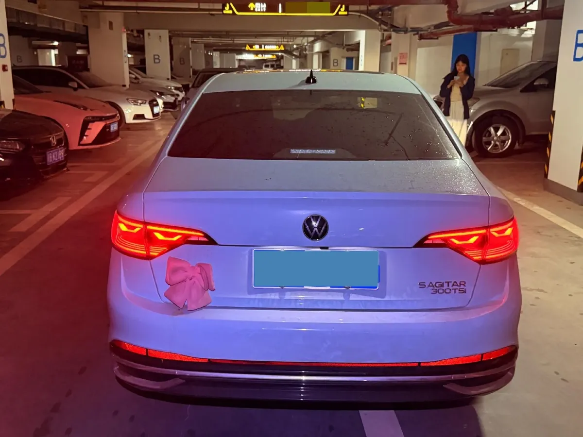 2023 Volkswagen Sagitar 1.5T 160HP L4 7DCT,autocango,china used car exporter,china ev exporter,chinese used car exporter,chinese used ev exporter