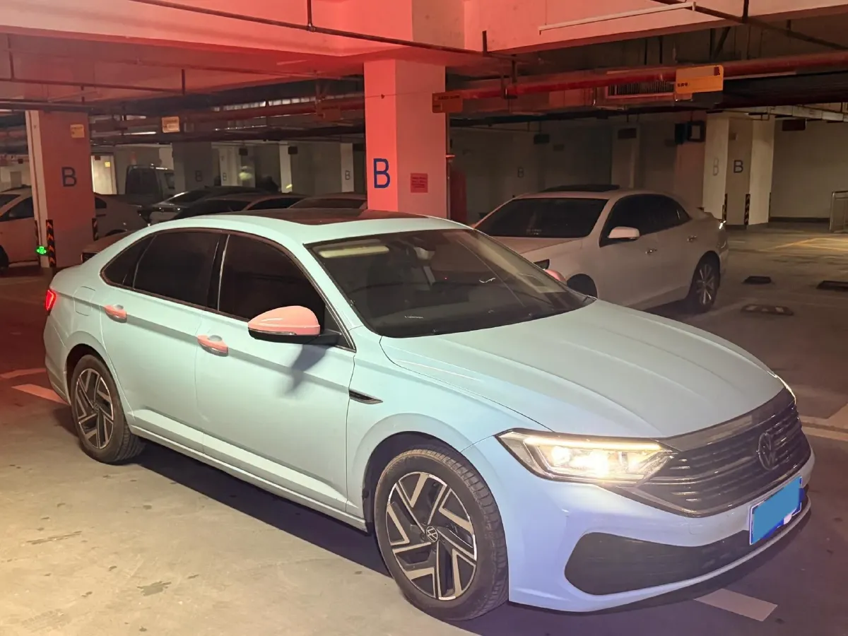 2023 Volkswagen Sagitar 1.5T 160HP L4 7DCT,autocango,china used car exporter,china ev exporter,chinese used car exporter,chinese used ev exporter