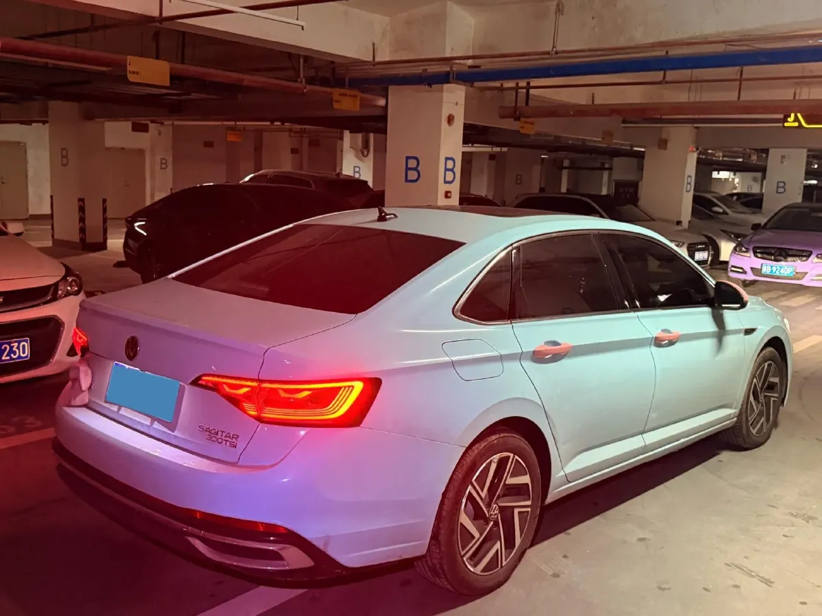 2023 Volkswagen Sagitar 1.5T 160HP L4 7DCT,autocango,china used car exporter,china ev exporter,chinese used car exporter,chinese used ev exporter