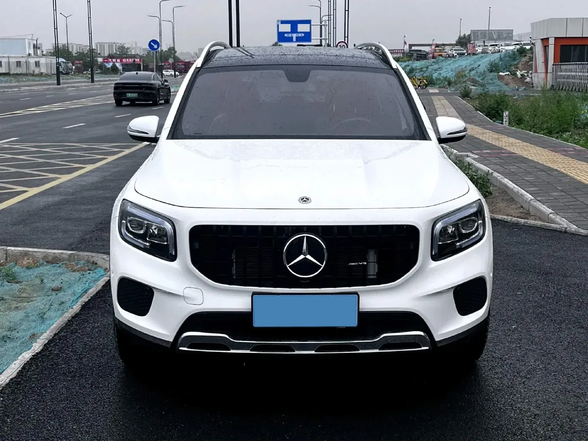 2023 Mercedes-Benz GLB Class 2.0T 190HP L4 8DCT,autocango,china used car exporter,china ev exporter,chinese used car exporter,chinese used ev exporter