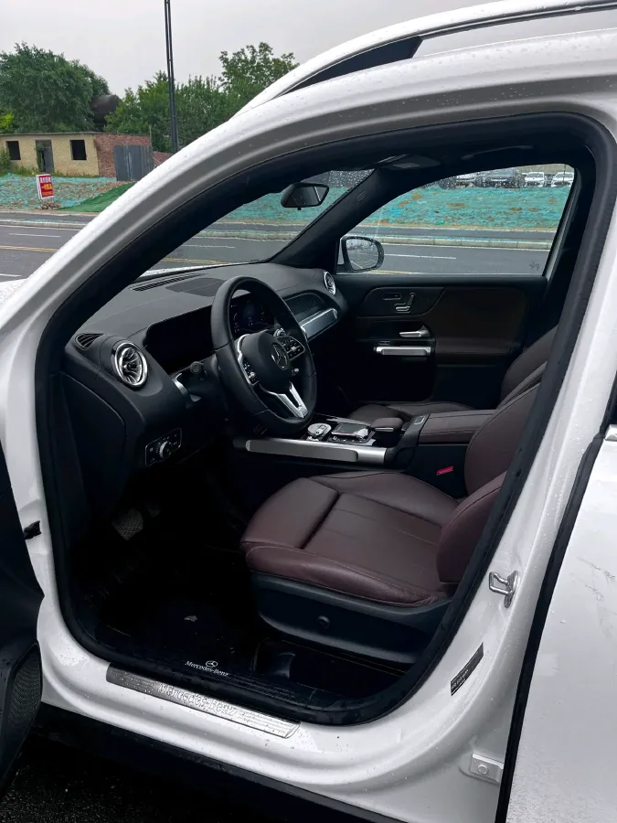 2023 Mercedes-Benz GLB Class 2.0T 190HP L4 8DCT,autocango,china used car exporter,china ev exporter,chinese used car exporter,chinese used ev exporter