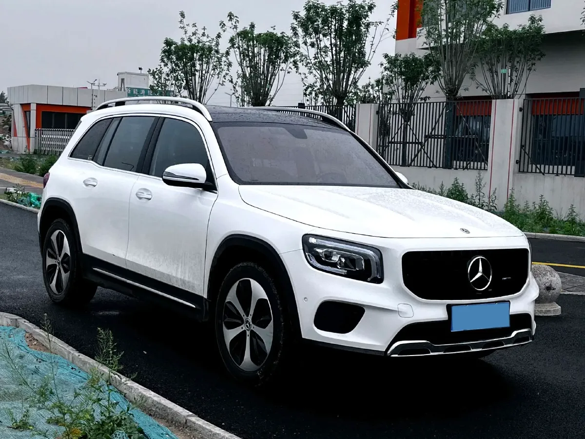 2023 Mercedes-Benz GLB Class 2.0T 190HP L4 8DCT,autocango,china used car exporter,china ev exporter,chinese used car exporter,chinese used ev exporter