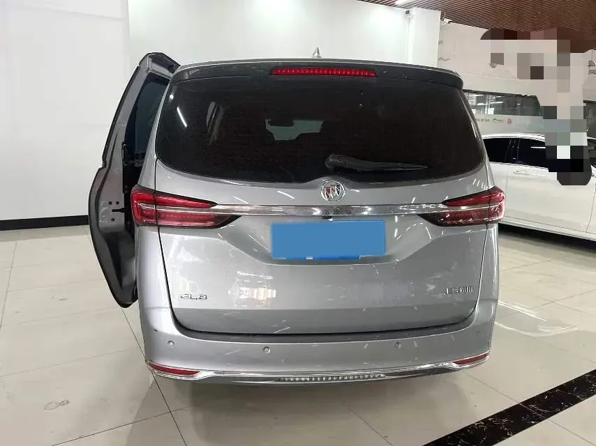 2023 Buick GL8 2.0T 237HP L4 9AT,autocango,china used car exporter,china ev exporter,chinese used car exporter,chinese used ev exporter
