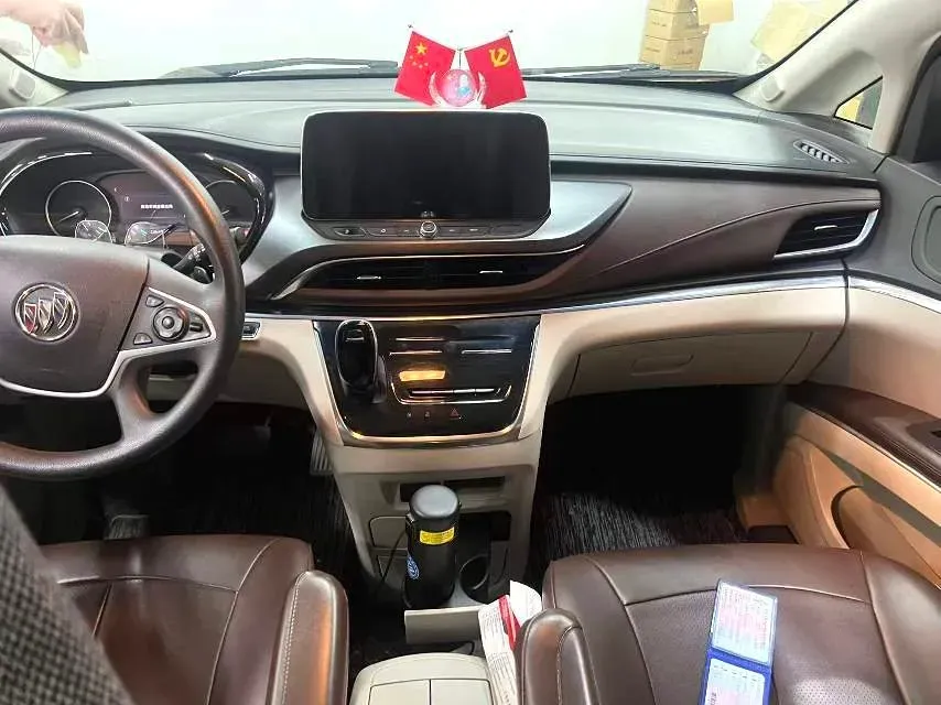 2023 Buick GL8 2.0T 237HP L4 9AT,autocango,china used car exporter,china ev exporter,chinese used car exporter,chinese used ev exporter