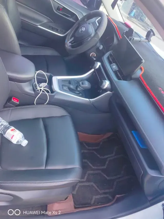 2023 Toyota RAV4 2.0L 171HP L4 CVT,autocango,china used car exporter,china ev exporter,chinese used car exporter,chinese used ev exporter