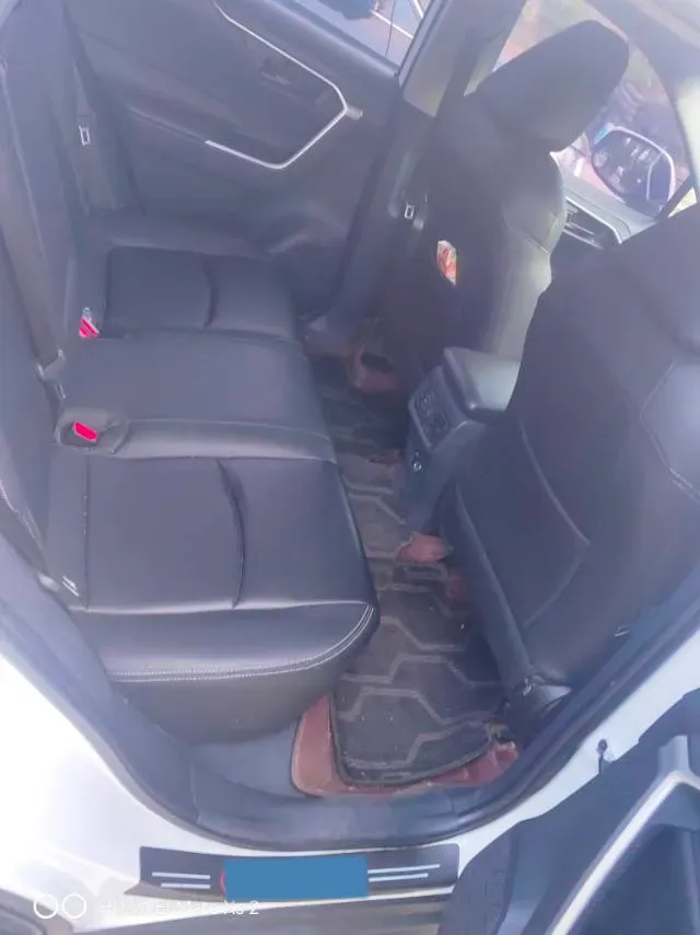 2023 Toyota RAV4 2.0L 171HP L4 CVT,autocango,china used car exporter,china ev exporter,chinese used car exporter,chinese used ev exporter