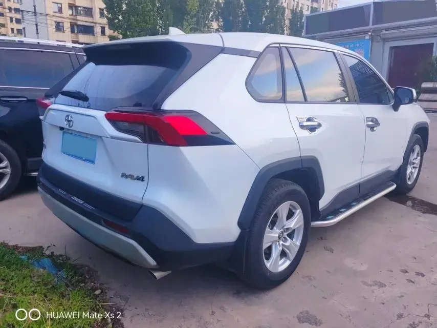 2023 Toyota RAV4 2.0L 171HP L4 CVT,autocango,china used car exporter,china ev exporter,chinese used car exporter,chinese used ev exporter