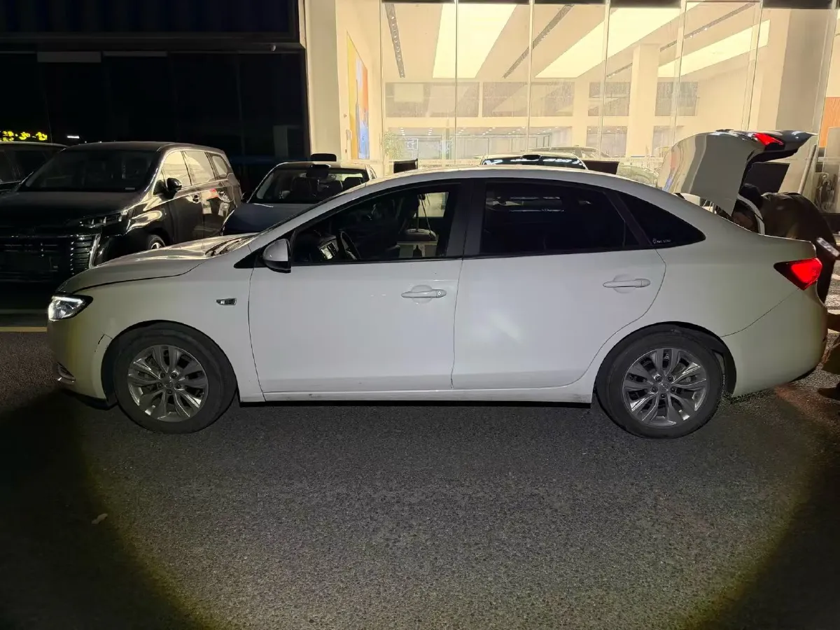 2020 Buick Encore 1.0T 125HP L3 6AT,autocango,china used car exporter,china ev exporter,chinese used car exporter,chinese used ev exporter